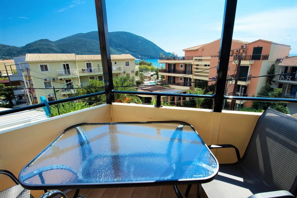 Argo Maisonettes วาซีลีกี ภายนอก รูปภาพ